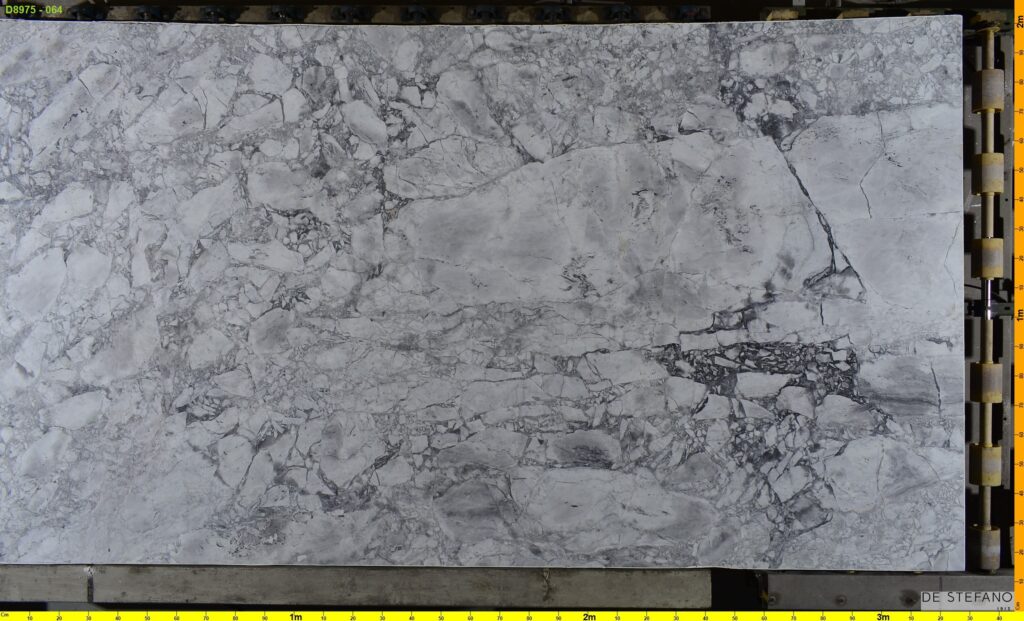 Cuarcita Silver White chapa completa vista frontal