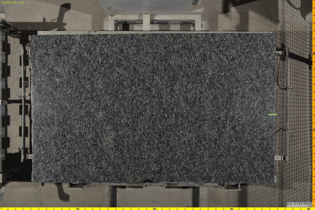 www.PicStone.com.br Granito Gris Perla chapa completa de vista frontal