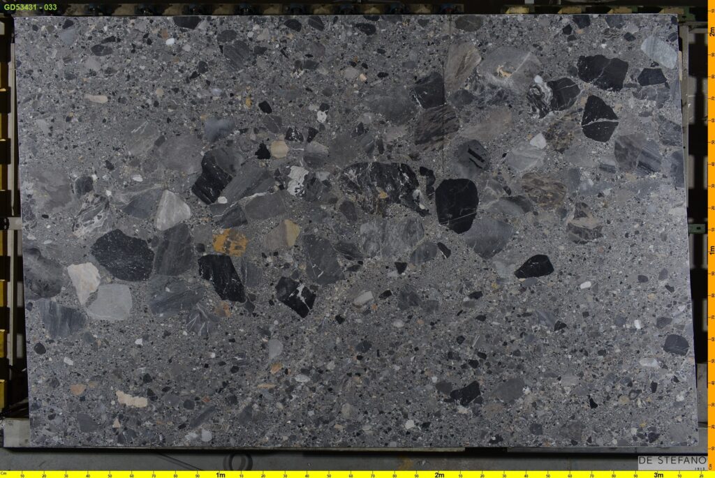 www.PicStone.com.br Granito piedra ceppo toscano chapa entera vista frontal