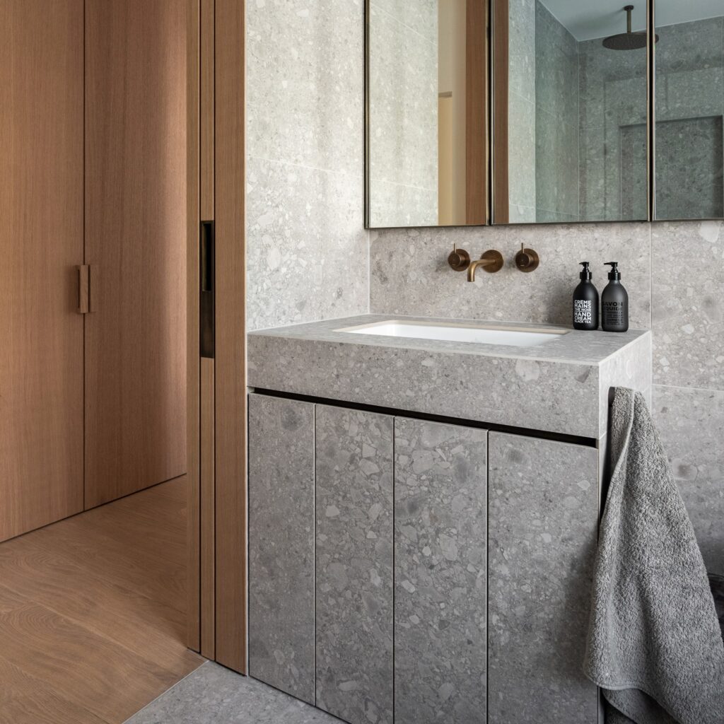 neolith-ceppo-di-gres-piedra-sinterizada-mesada-baño-y-revestimiento Neolith Ceppo Di Gres, piedra sinterizada en mesada de baño y revestimiento